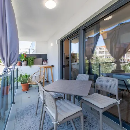 Brand New - Maestral, Strozanac Apartament